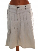 M/L Celoroční sukně šedá s jemným proužkem Yessica