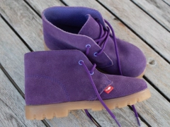 Nové kožené fialové boty pro holčičku velikost 29