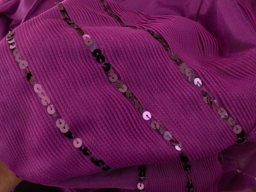 40 Dámské slavnostní fialové šaty Bodyflirt