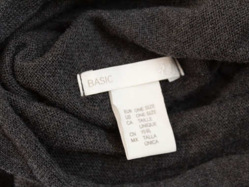Nové dámské pončo H&M s podílem vlny univerzální