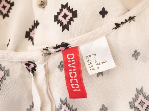 36/S Dámské letní šaty H&M s knoflíčky na zádech