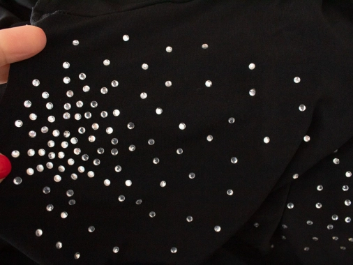 M/L Černé dámské společenské šaty zdobené kamínky