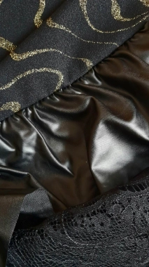 L/XL Černozlaté nové dámské šaty zdobené krajkou