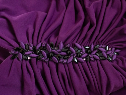 M/L Fialové pružné slavnostní dámské šaty Mariza