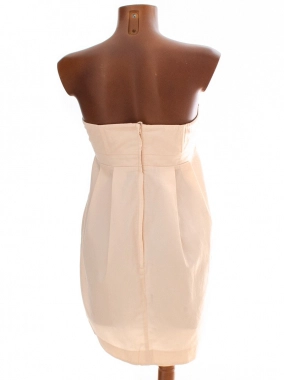 M/L Meruňkovopudrové šaty s volánky na prsou H&M