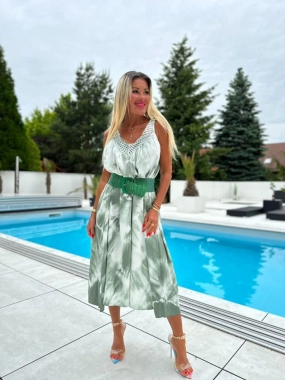 Bílozelené dámské letní šaty se vzorem batiky