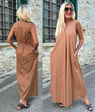 M/L Elegantní světle mahagonové šaty Chantilly