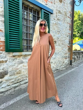 M/L Elegantní světle mahagonové šaty Chantilly