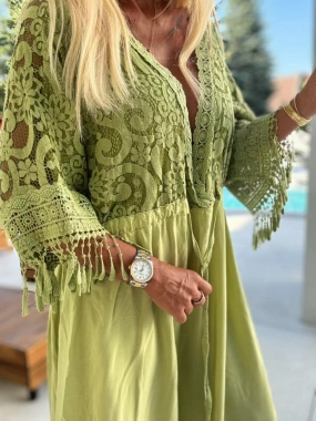 Dlouhé dámské boho šaty s krajkou Nela zelené