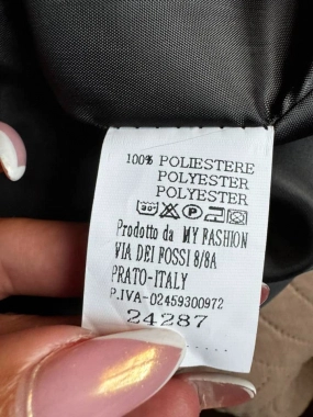 XL/XXL Prošívaná dámská vesta knoflíky Lea černá