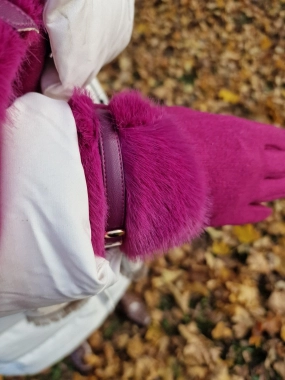 Dámské rukavičky s kožešinkou Lada fuchsiové
