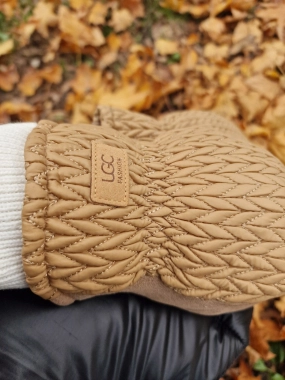 Zimní dámské rukavice UGC s kožíškem camel