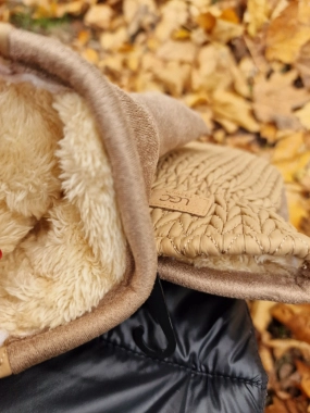 Zimní dámské rukavice UGC s kožíškem camel