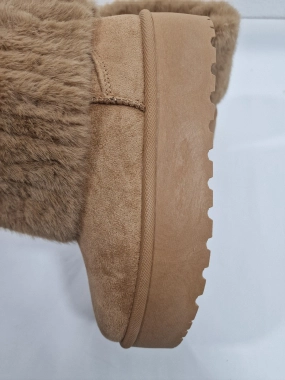 41 Dámské zimní boty válenky camel barva