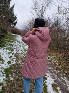 4XL Růžovopudrová přechodová prošívaná dámská bunda Eva
