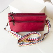Nová dámská vínová crossbody kabelka na rameno