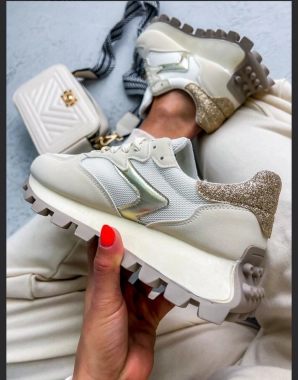 36 Dámské stylové moderní botasky sneakersy