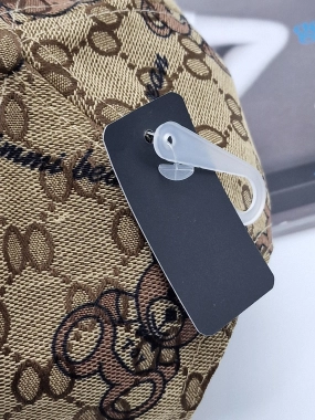 Kšiltovka čepice béžovohnědá se vzorem oversize