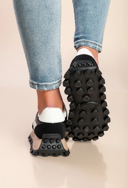 40 Dámské stylové černé boty botasky sneakersy