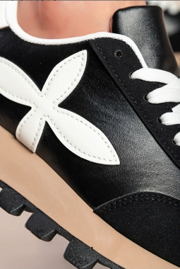 40 Dámské stylové černé boty botasky sneakersy