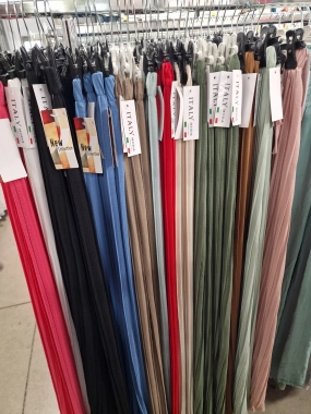 Nežehlící nemačkavé dámské široké letní kalhoty víc barev