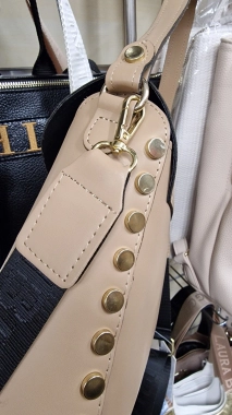 Dámská kabelka crossbody Laura Biaggi včelka