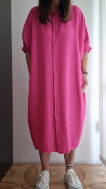 Dámské šaty na propínání oversize Thea tmavě růžové