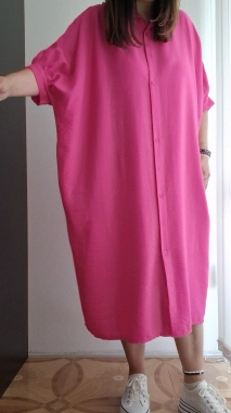 Dámské šaty na propínání oversize Thea tmavě růžové