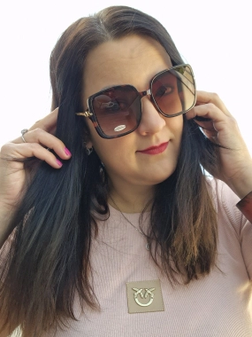 Dámské sluneční brýle nožička zlatý řetízek hnědé