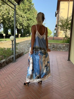 Luxusní šaty s podílem 30% hedvábí Italia modré