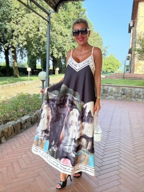 Luxusní šaty s podílem 30% hedvábí Italia černé
