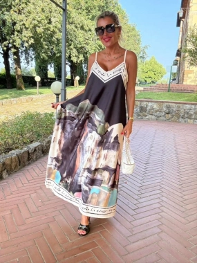 Luxusní šaty s podílem 30% hedvábí Italia černé