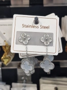 Visací náušnice chirurgická ocel stříbrnopeťové