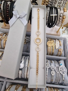 Luxusní dámský náramek na ruku kruh zdobený zirkony