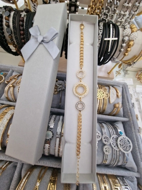 Luxusní dámský náramek na ruku kruh zdobený zirkony