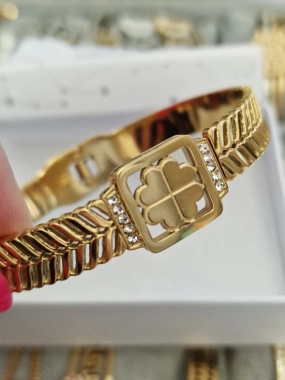 Luxusní dámský pevný náramek čtyřlístek zlatá barva