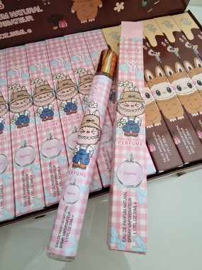 Parfém pro děti s obrázkem Labubu 35ml pink