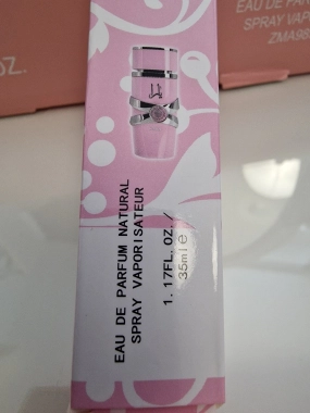 Dubajský parfém dámský Yara růžový