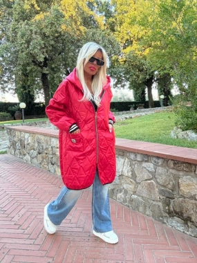 Dámská prošívaná lehká bunda s kapucí Style MM červená
