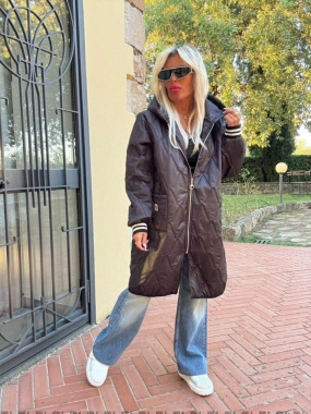 Dámská prošívaná lehká bunda s kapucí Style MM černá