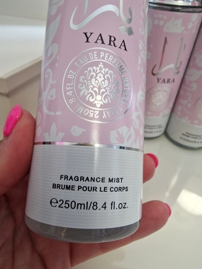 Parfémovaná tělová mlha Yara luxusní arabská vůně 250 ml