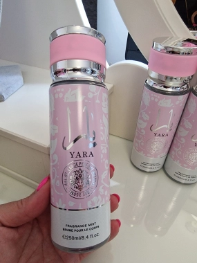 Parfémovaná tělová mlha Yara luxusní arabská vůně 250 ml