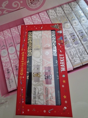 Vánoční dárkové  balení Lattafa Yara Vánoční 4x 35ml