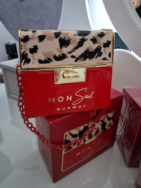 Kabelková parfémovaná voda MON SEUL RUNWAY