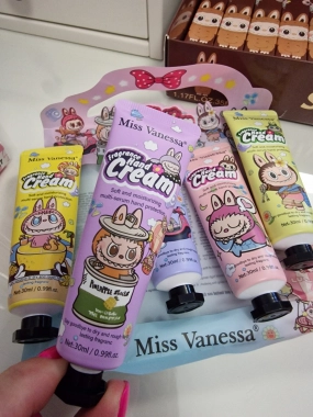 Hand Cream krém na ruce s obrázkem Labubu 5x30g