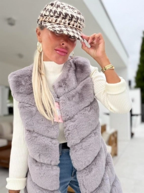 Stylová čepka kšiltovka baret zlatý řetízek oversize