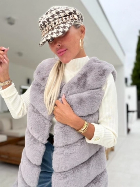 Stylová čepka kšiltovka baret zlatý řetízek oversize