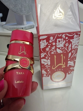 Dubajská parfémovaná toaletní voda Yara Candy 50ml