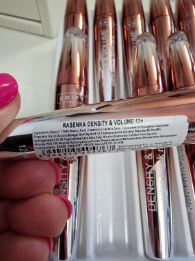 Řasenka černá Density & Volume