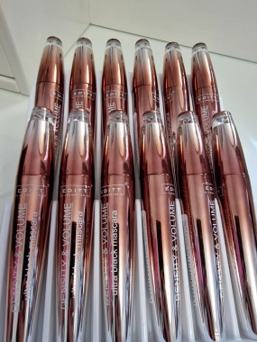 Řasenka černá Density & Volume